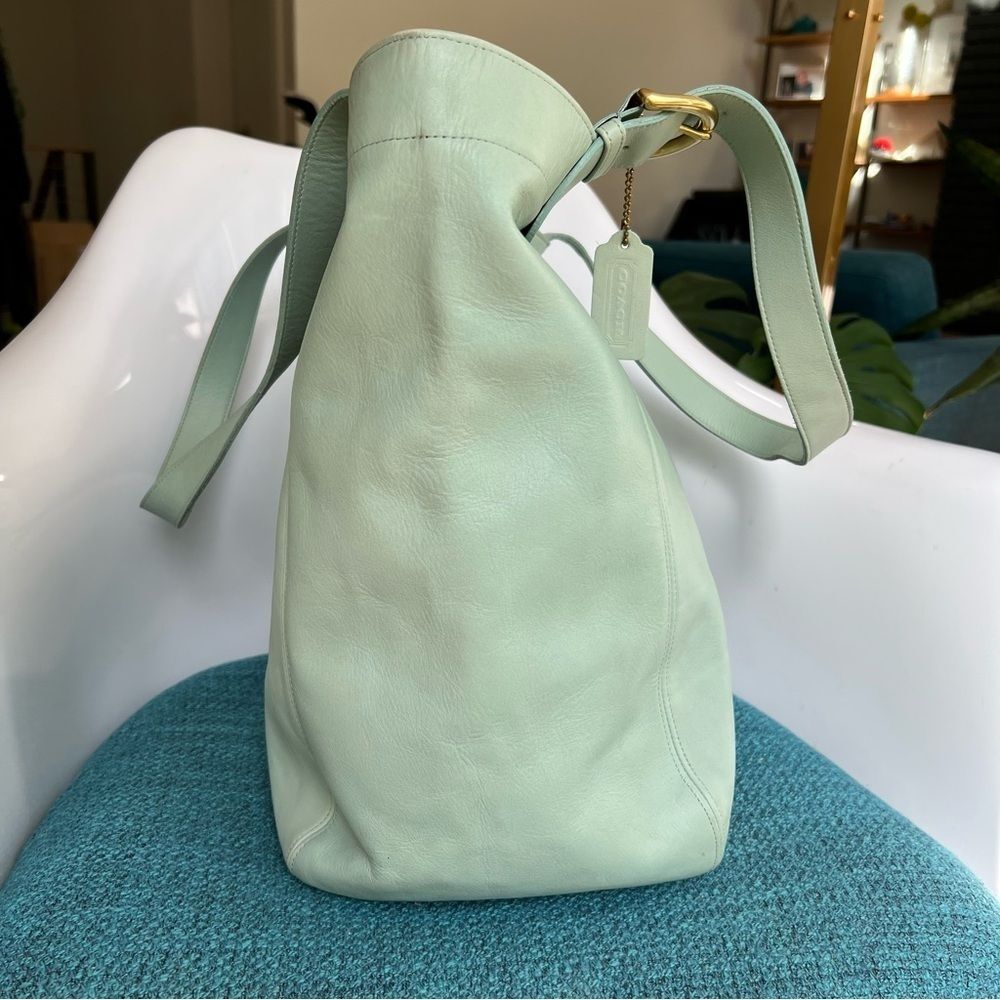 COACH Vintage XL Soho Duffle Tote Shoulder Bag 4082 Aqua Glovetanned Leather USA - Picture 4 of 16